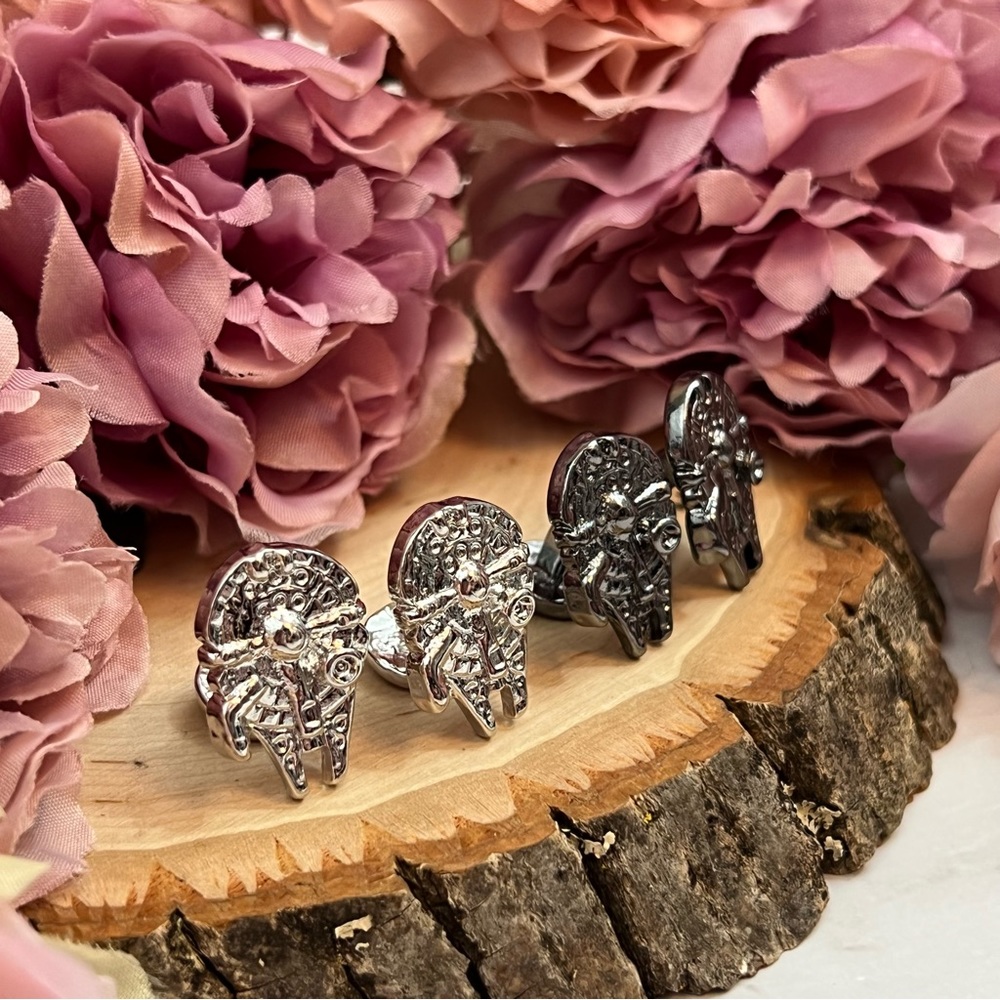 Gunmetal and Silver Star Wars Millennium Falcon Cufflinks - Picture 7 of 16